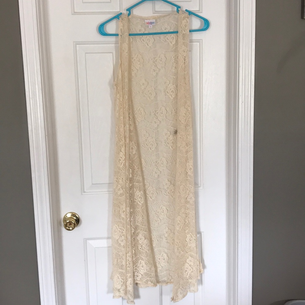 Cream lace LuLaRoe Joy